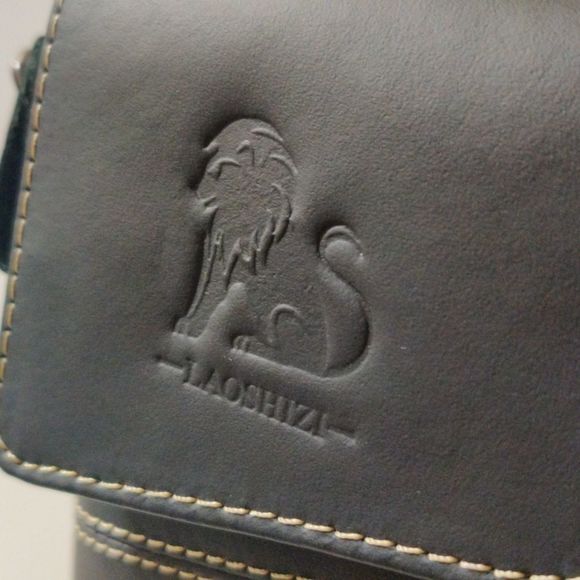 Laoshizi Handsome Premium Leather Crossbody Unisex Mini Bag - Picture 4 of 16